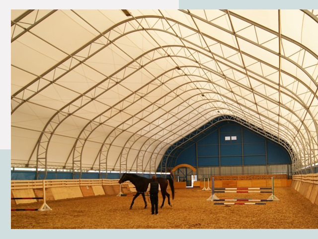 Строительство конных манежей в Кандалакше